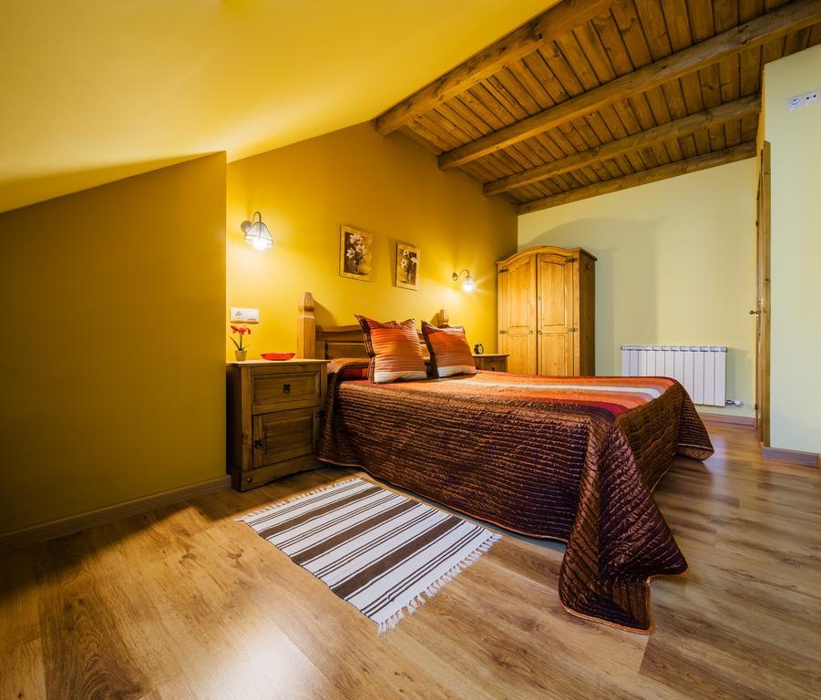 Apartamentos Rurales L'Abiseu Caboalles de Abajo Buitenkant foto