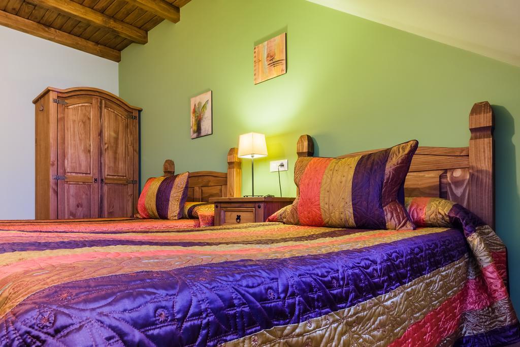 Apartamentos Rurales L'Abiseu Caboalles de Abajo Buitenkant foto