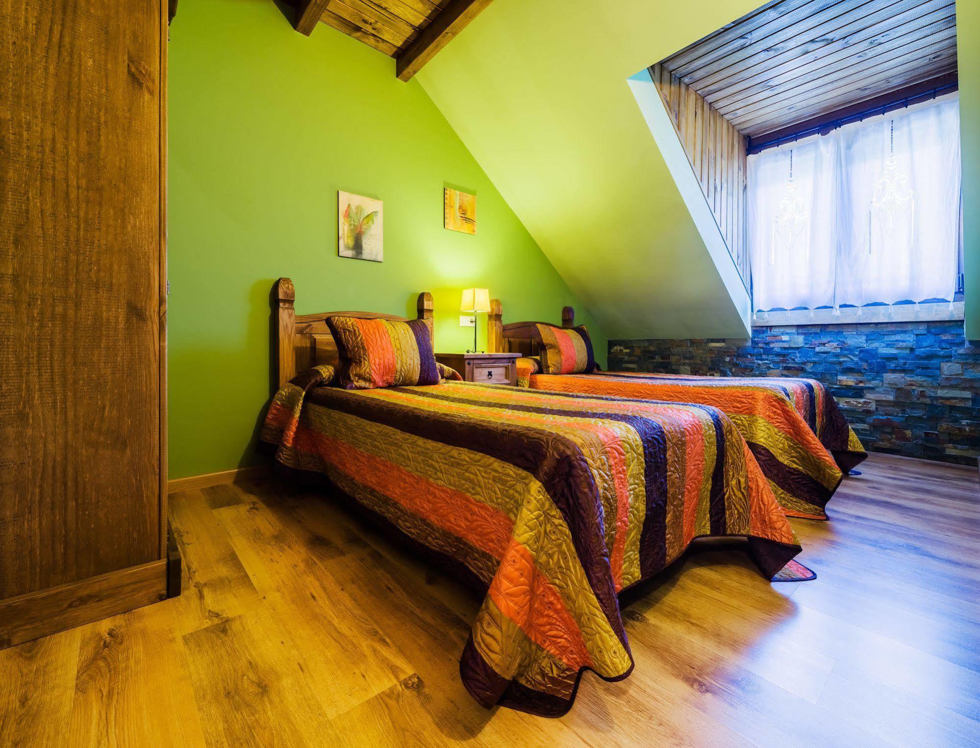 Apartamentos Rurales L'Abiseu Caboalles de Abajo Buitenkant foto