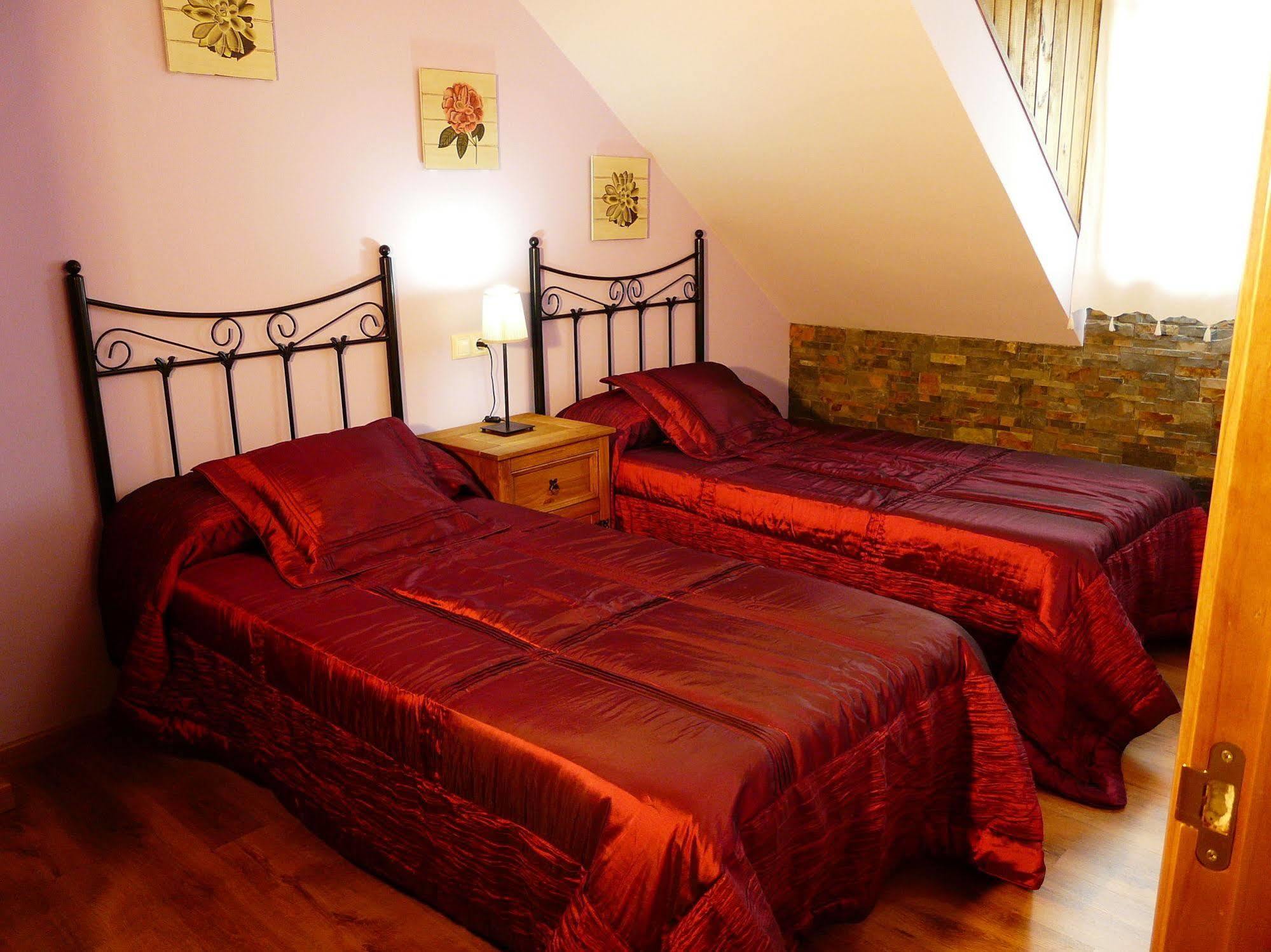 Apartamentos Rurales L'Abiseu Caboalles de Abajo Buitenkant foto