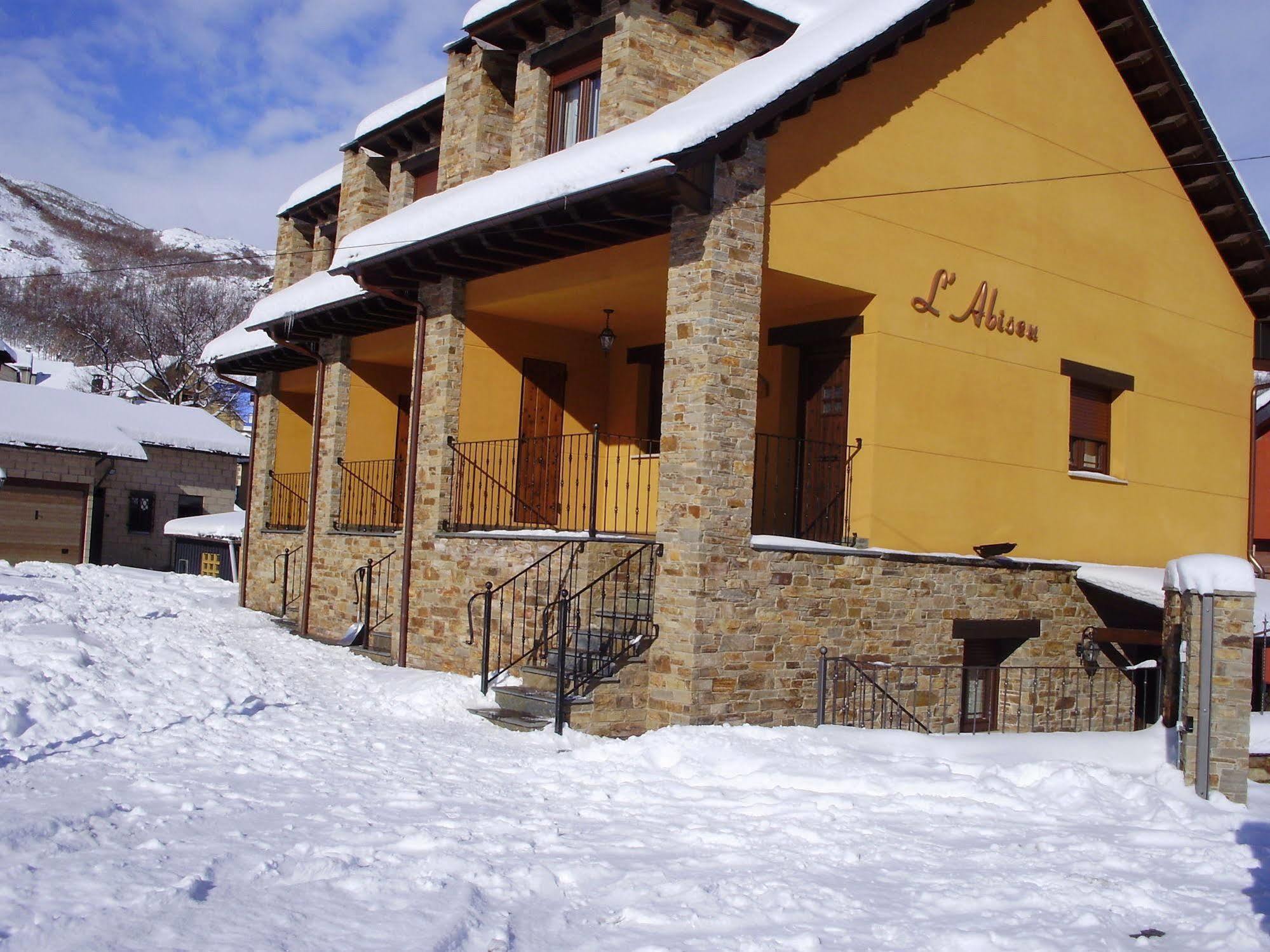 Apartamentos Rurales L'Abiseu Caboalles de Abajo Buitenkant foto